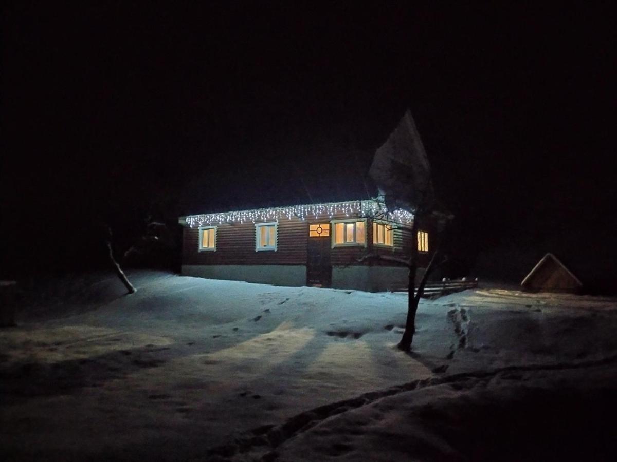 Sadyba Na Luzi Verkhne-Studenyy Exterior photo